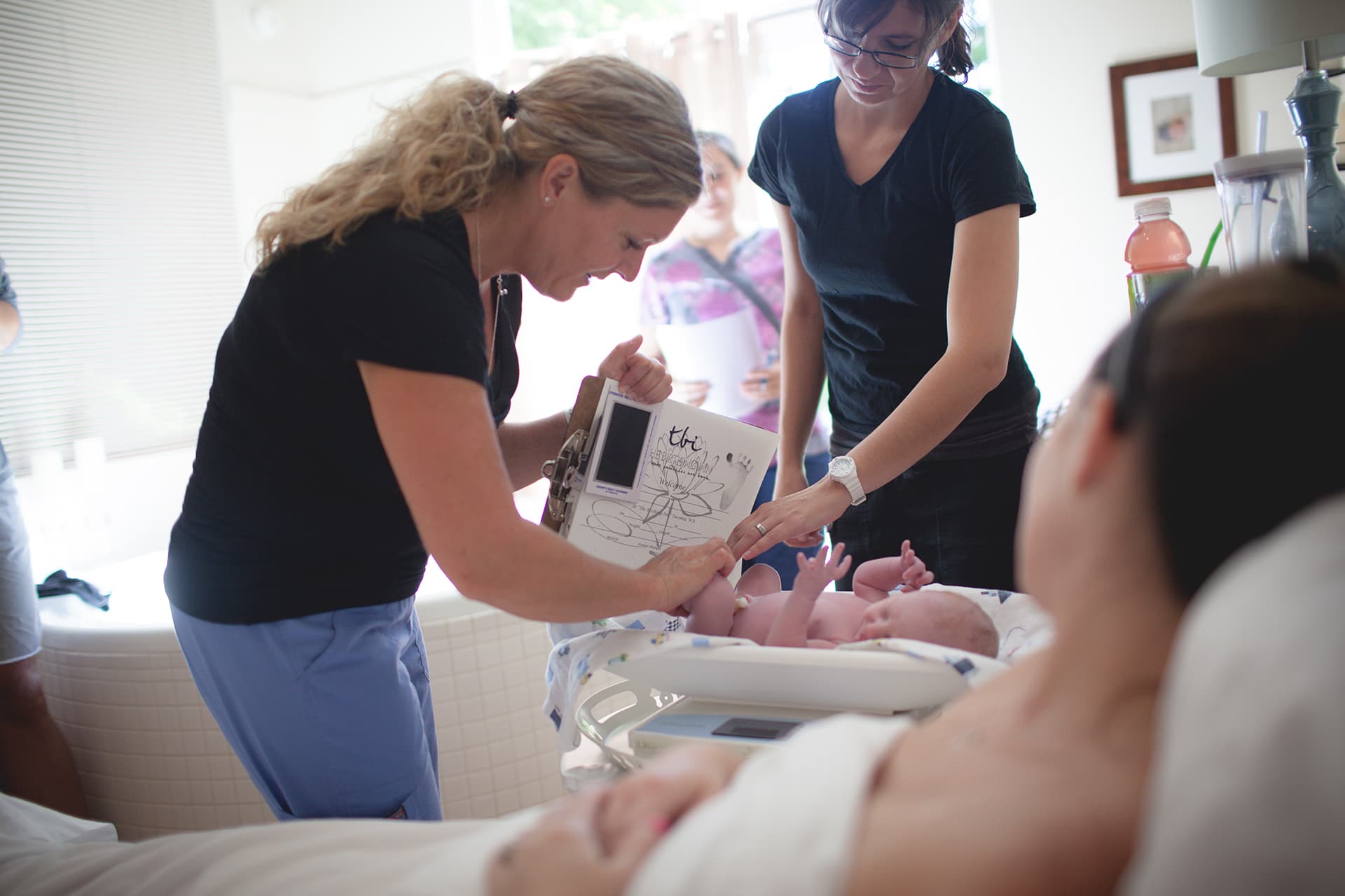 Birth Center vs. Hospital Birth: What’s the Difference and Which Is Right for You?
